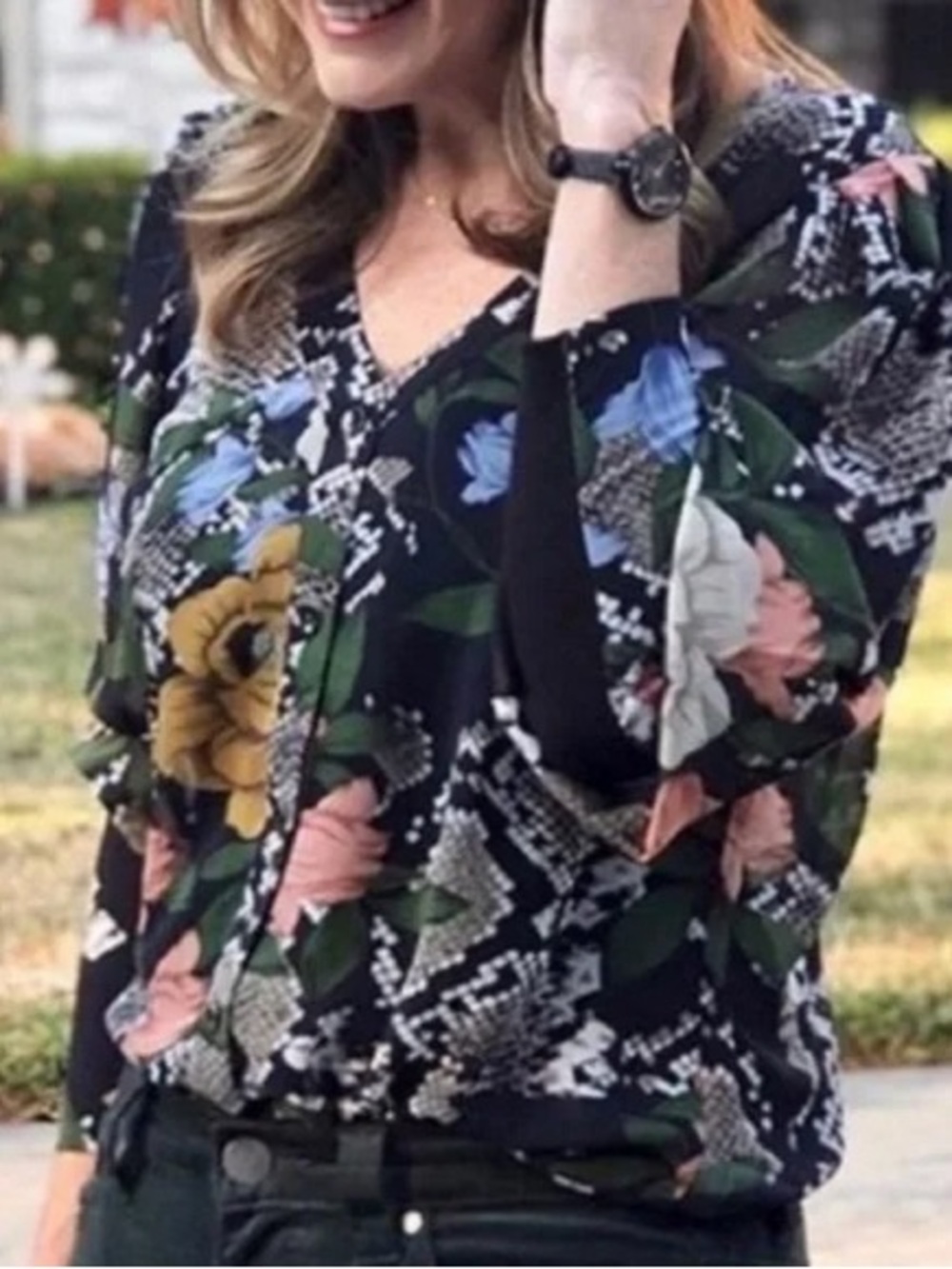 Cabi #3762 Snake Charmer Floral Blouse Long Sleeve Women's Size Small